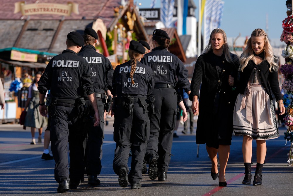 Germany_Oktoberfest_Opening730373074071