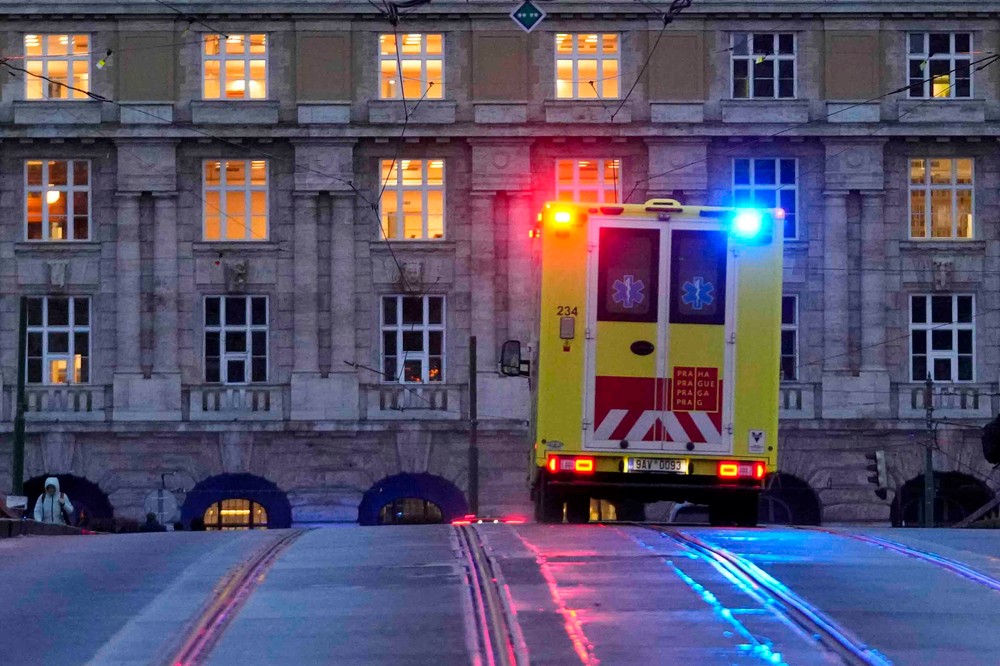 ČR Praha polícia streľba obete zranení (12)