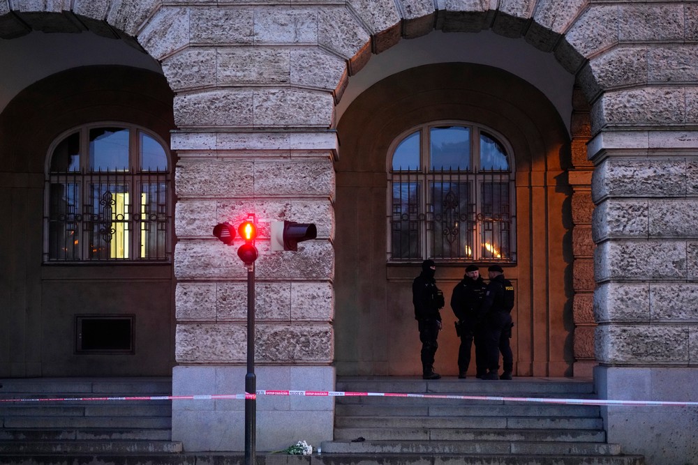 Czech_Republic_Shooting932954007830