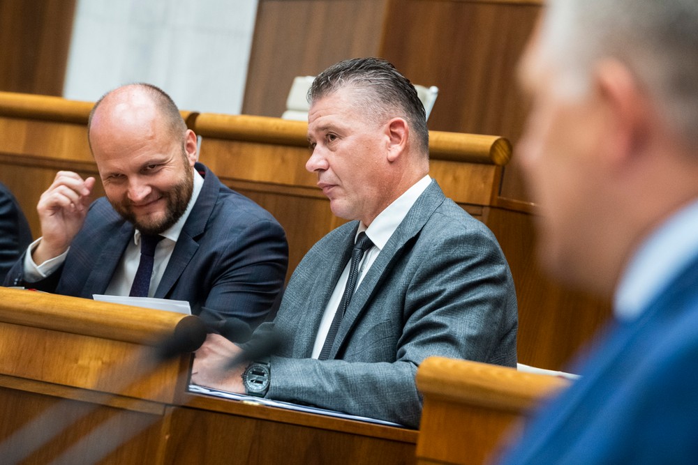 20221309_nrsr71_16899830