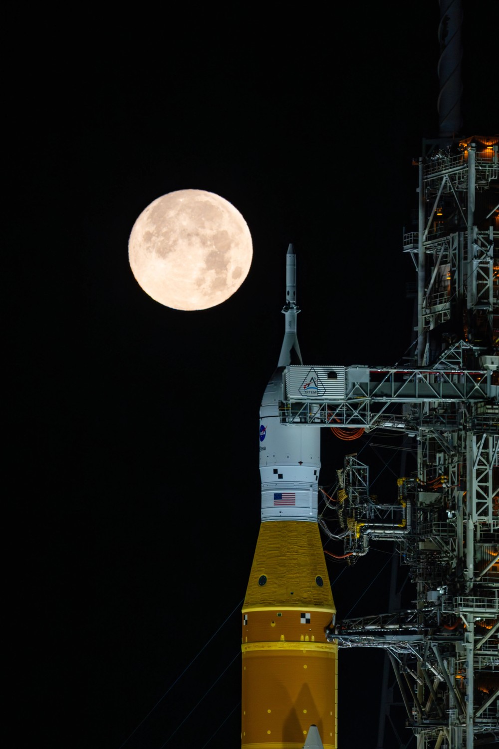 NASA_Artemis_Moonshot_96418