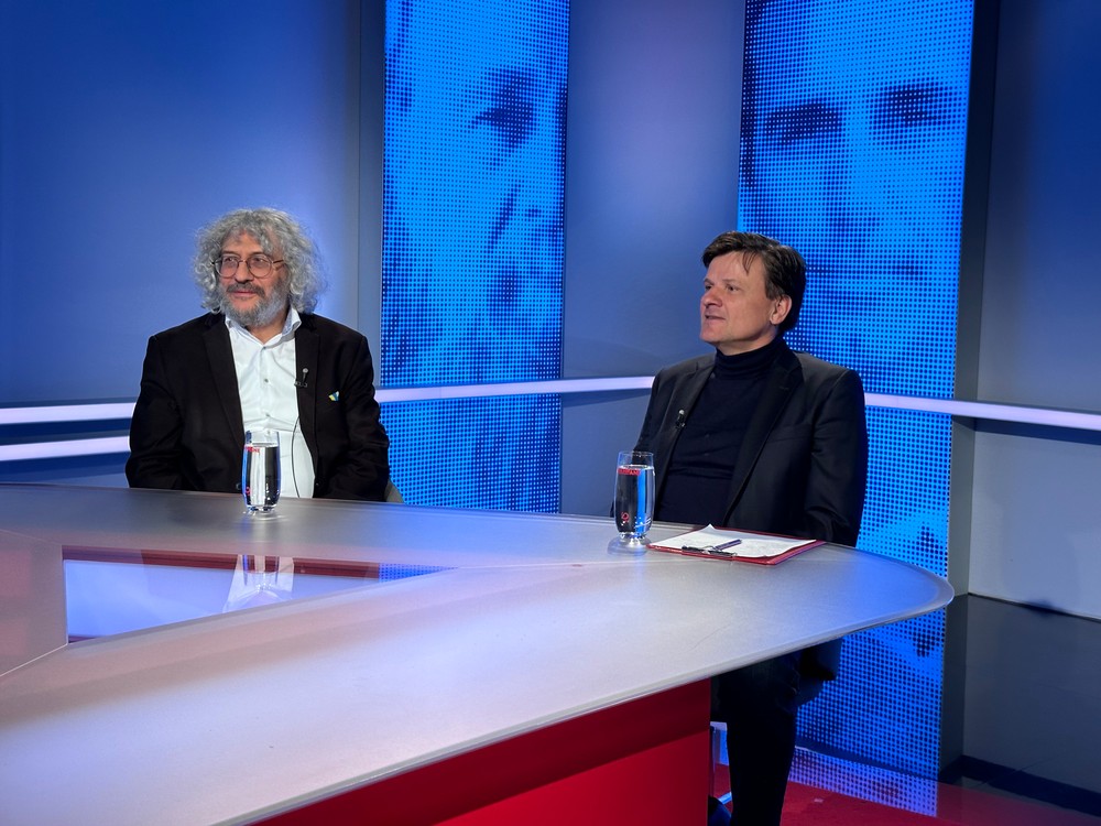 Analýzy Na hrane s Alojzom Hlinom a Grigorijom Mesežnikovom