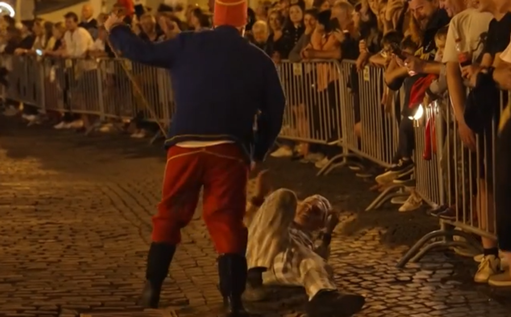 SALAMANDROVY SPRIEVOD STIAVNICA