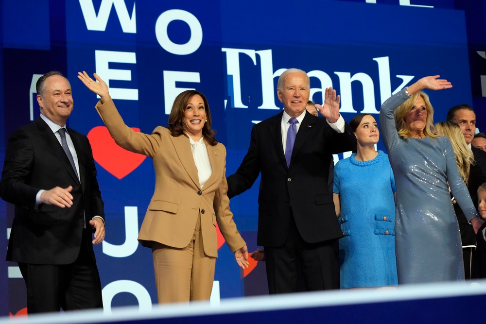 Demokrati sa lúčia s Bidenom