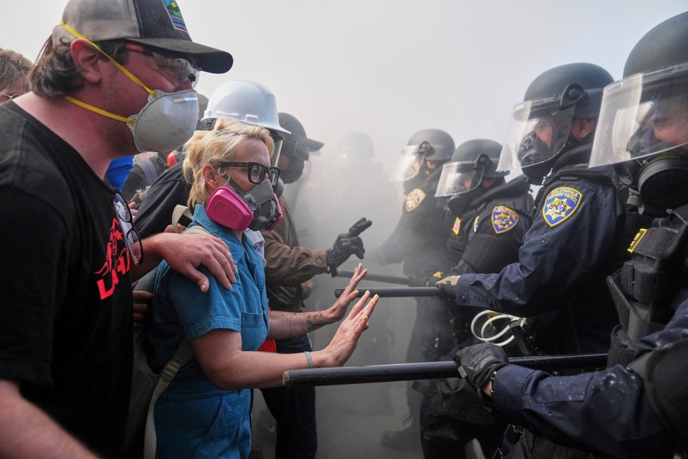 APTOPIX_Immigration_Raids_Los_Angeles436732