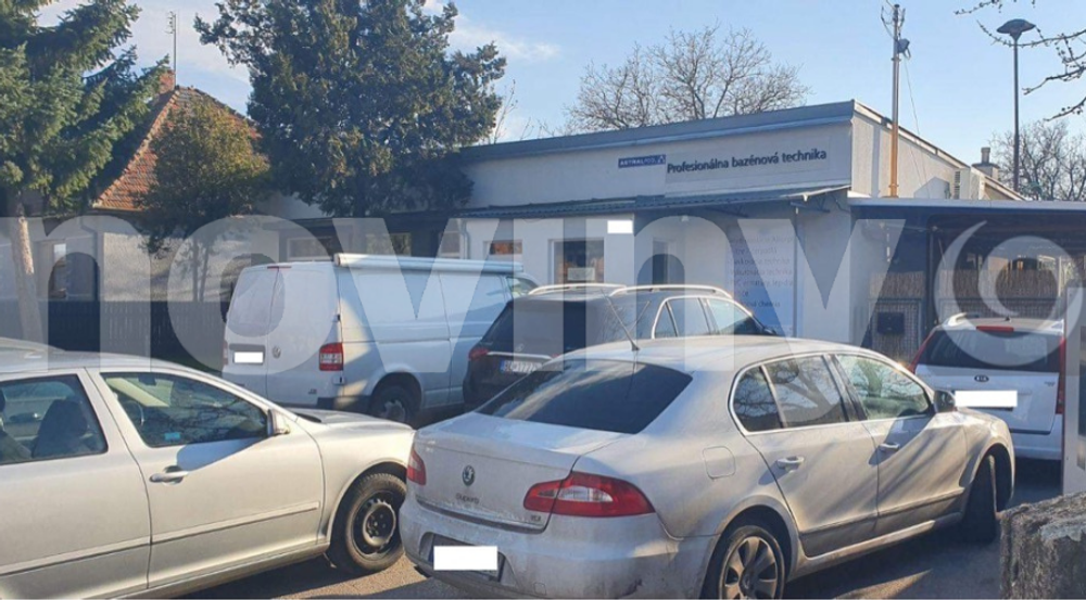 Prehliadka priestorov obvineného muža z terorizmu