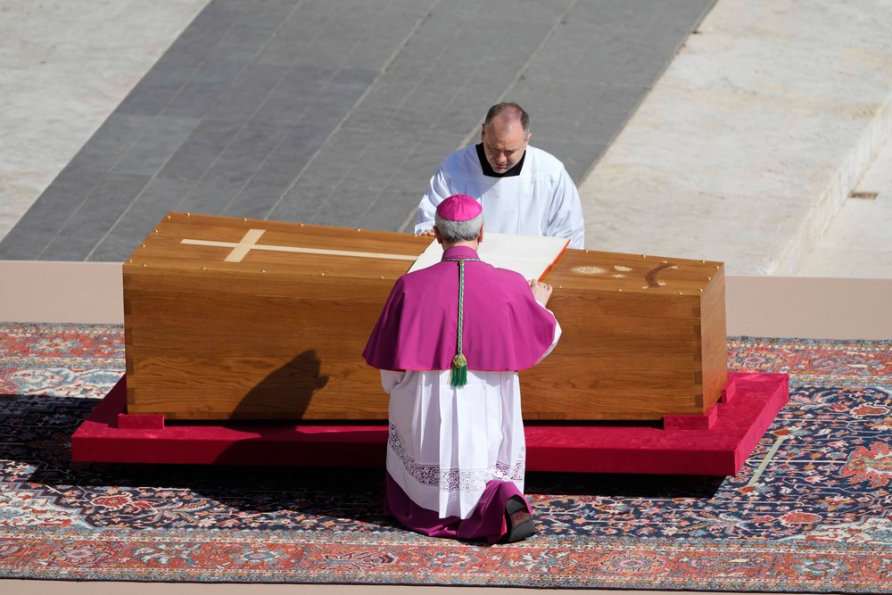 Vatican_Pope317541