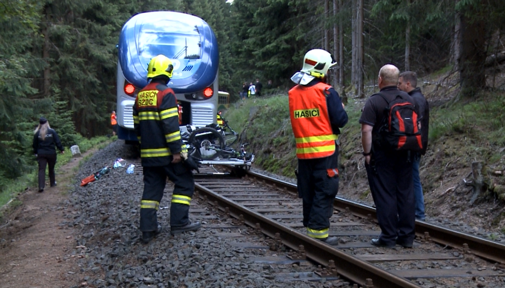 Tragédia v Čechách: Čelná zrážka vlakov si vyžiadala obete aj zranených
