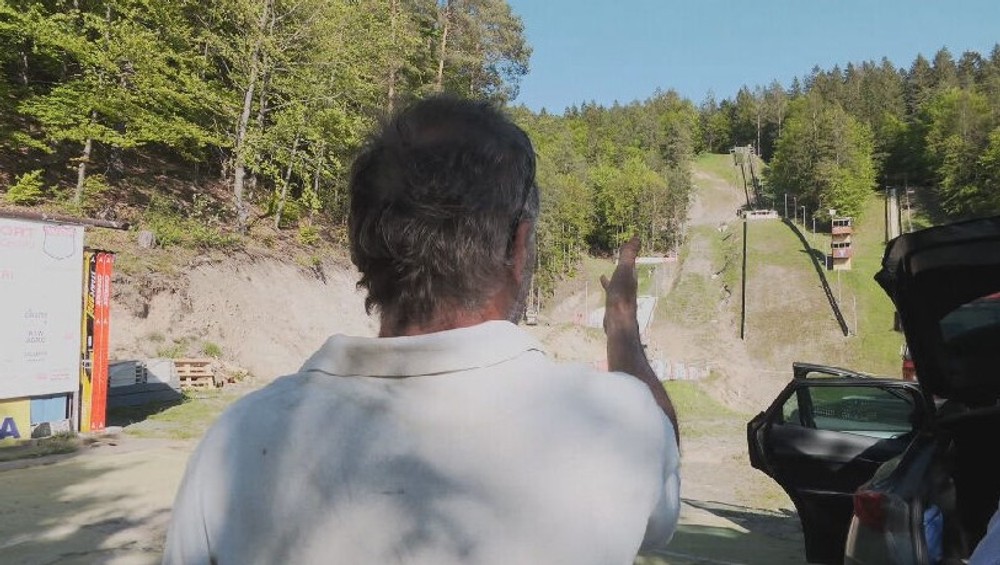 Hubára napadol medveď (4)