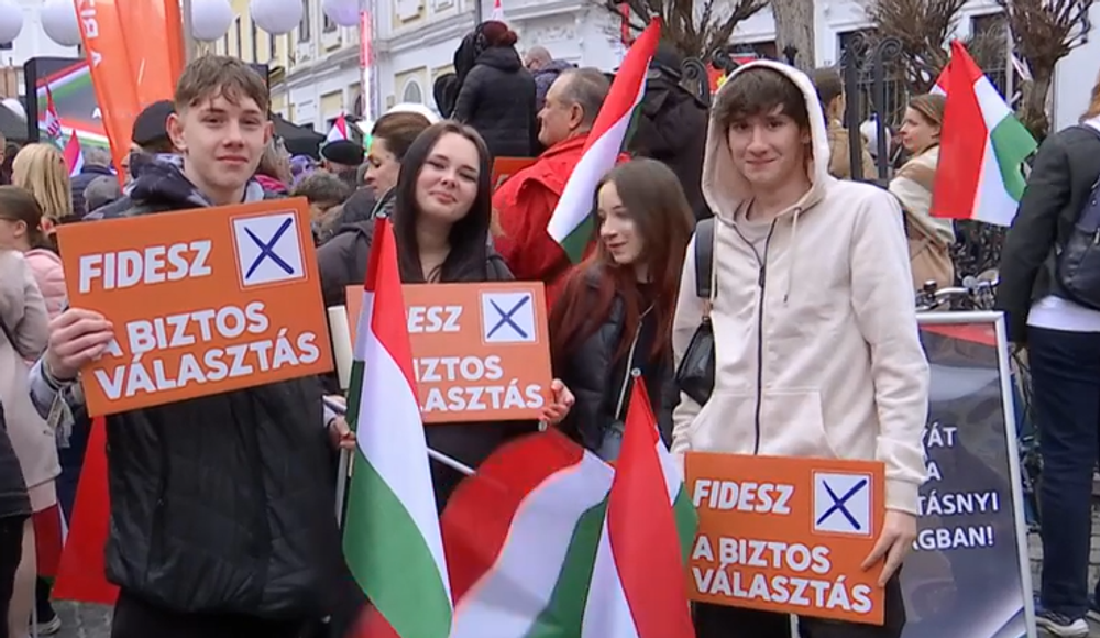 Predvolebný míting strany Fidesz 3