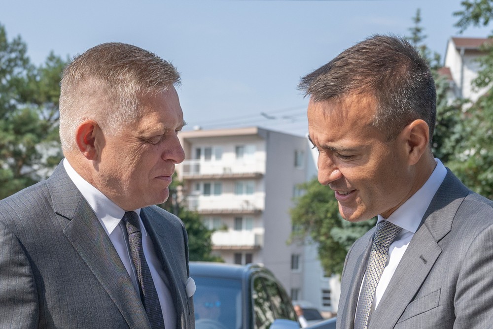Robert Fico navštívil Ministerstvo školstva