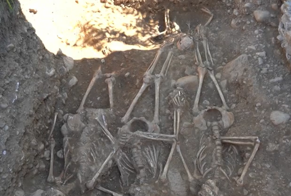 nalez archeologovia