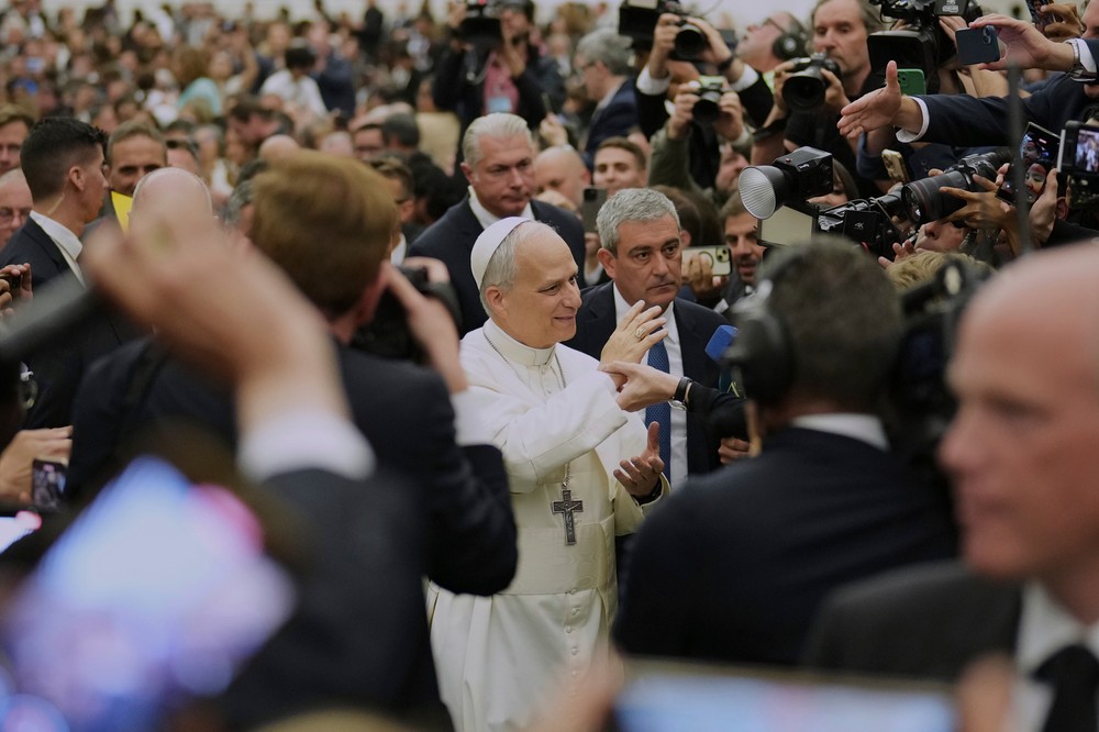 Vatican_Pope361618129212