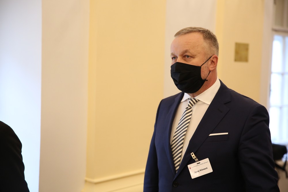 Druhý deň vypočúvania kandidátov na šéfa generálnej prokuratúry