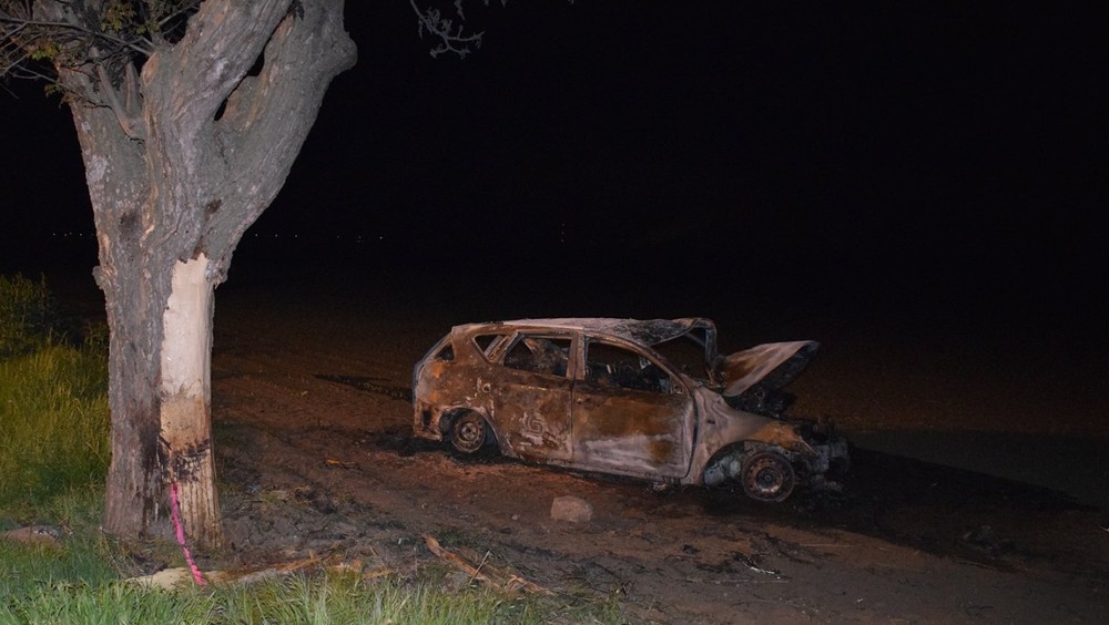 Nehoda náraz horiace auto 