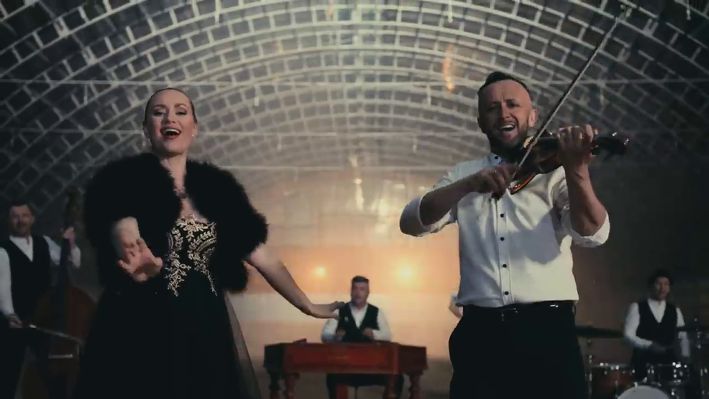 Kandráčovci a Natália Puklušová - Heja Hej