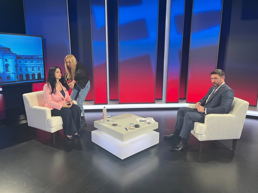 Politika 24 - Richard Takáč 9