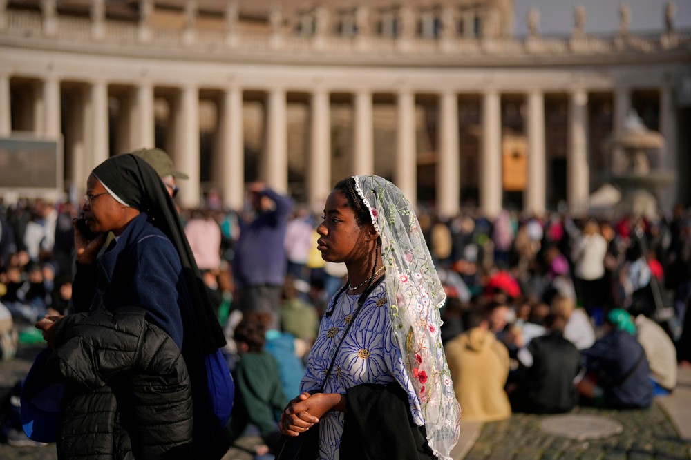 Vatican_Pope317418