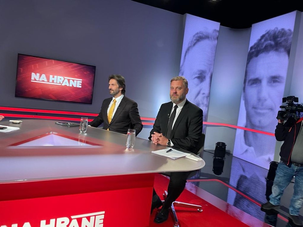 eae4bc75-5769-4f98-a5c9-c8e55c32c538