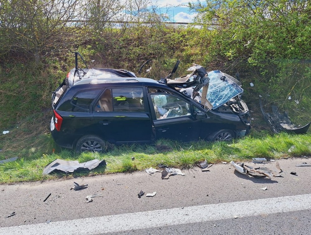 dopravná nehoda radošovce (3)