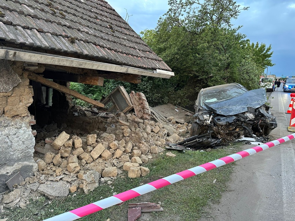 Rozpadnutý dom po nehoda