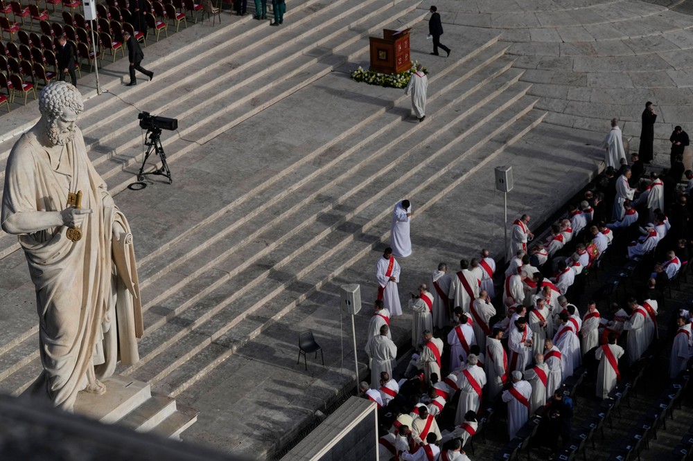 Vatican_Pope317259