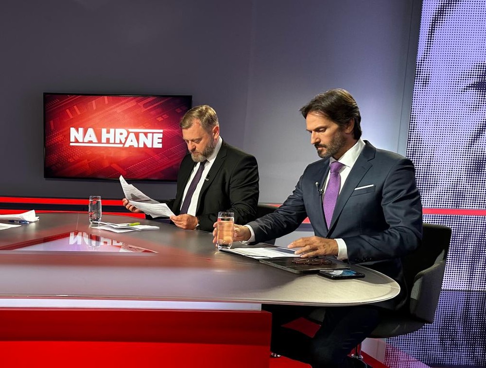 6fe79552-3e2d-4db4-9c63-6729f5759be3