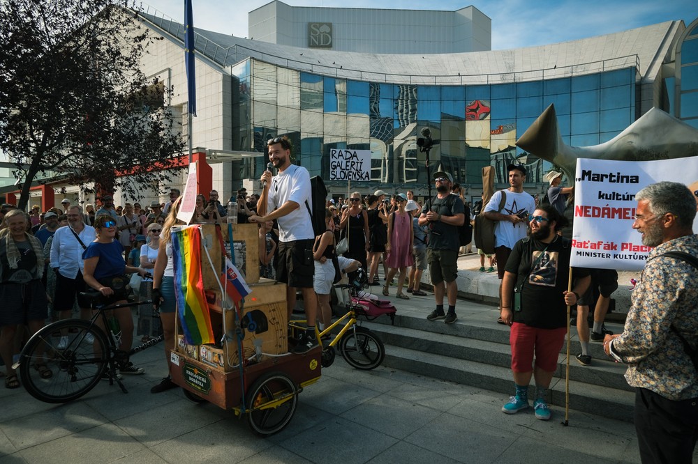 protesty pred snd (17)