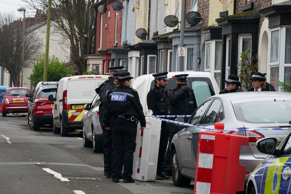 Britain_Car_Explosion_10225-324cc92e0c3c479b83fe7763a22036c3