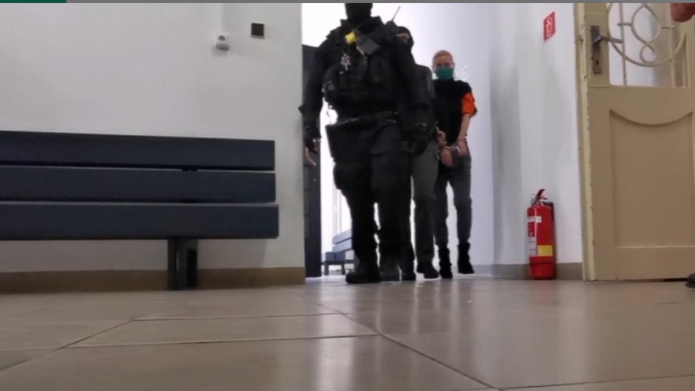 Súd rozhoduje o prepustení z väzby bývalej štátnej tajomníčky Jankovskej a sudkyne Cvikovej