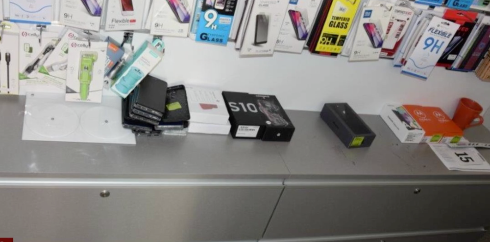 Lupič telefónov v Lučenci