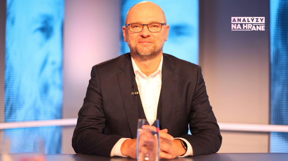 Analýzy Na hrane s Richardom Sulíkom