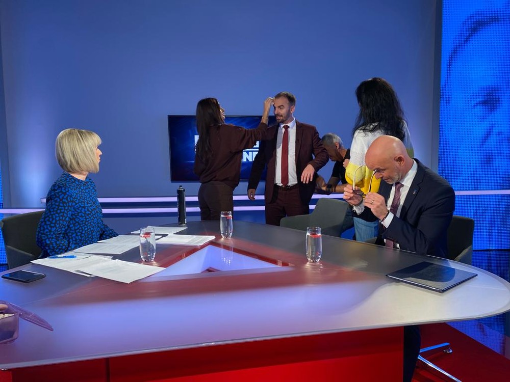 Analýzy Na hrane s Michalom Šipošom a Branislavom Gröhlingom