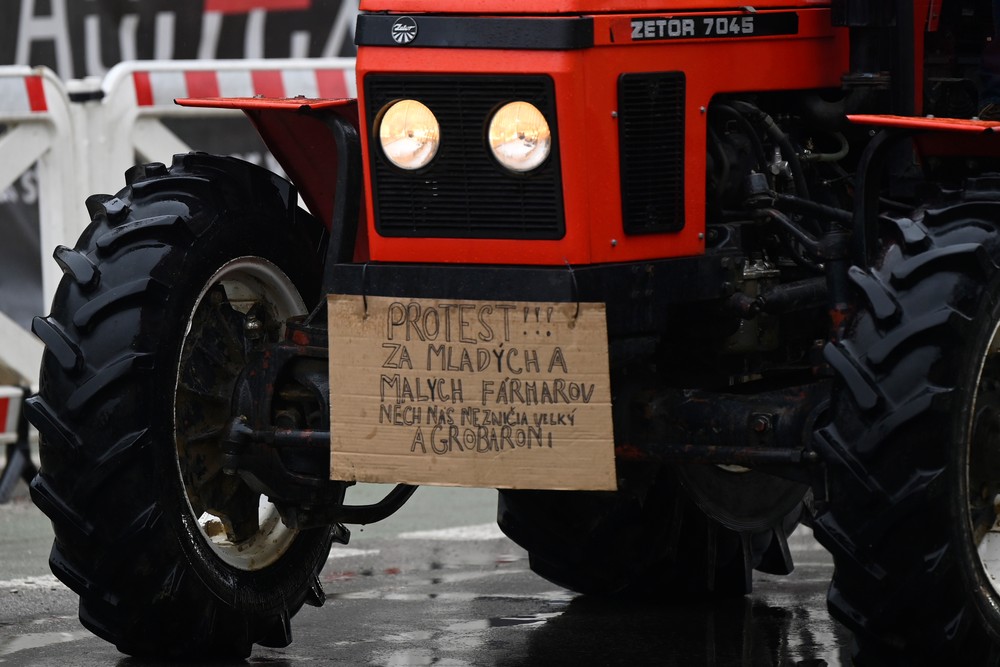 protesty farmari traktor TRENČÍN (7)
