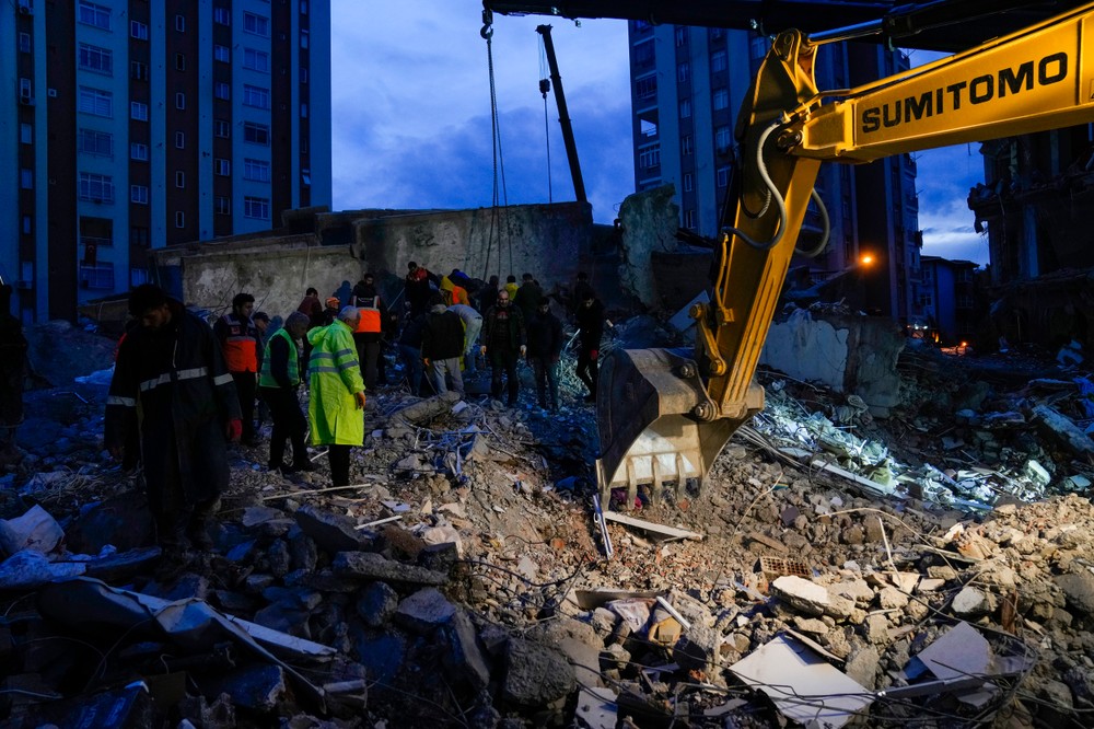 Turkey_Earthquake_29283-9c2d1580f802401fb7f22edc0d65f910