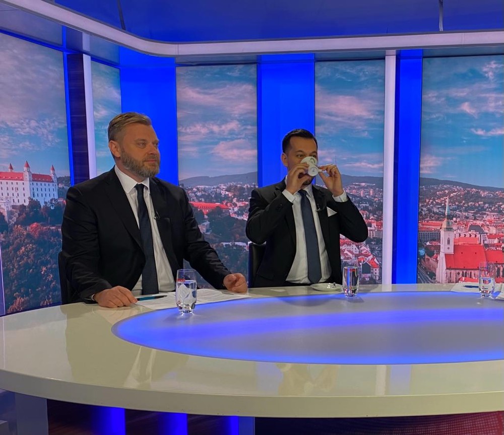 Analýzy Na hrane s Jurajom Šeligom a Jurajom Krúpom