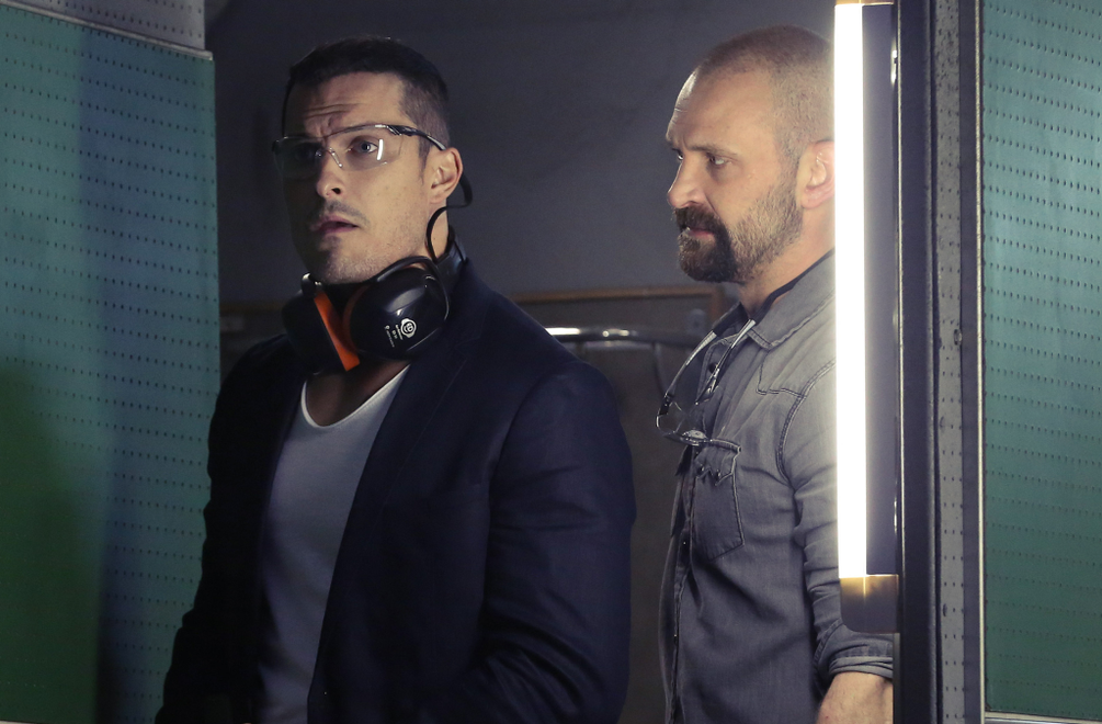 Kriminálka Za sklom odštartuje ešte v septembri: Vypočujte si titulnú skladbu k seriálu!