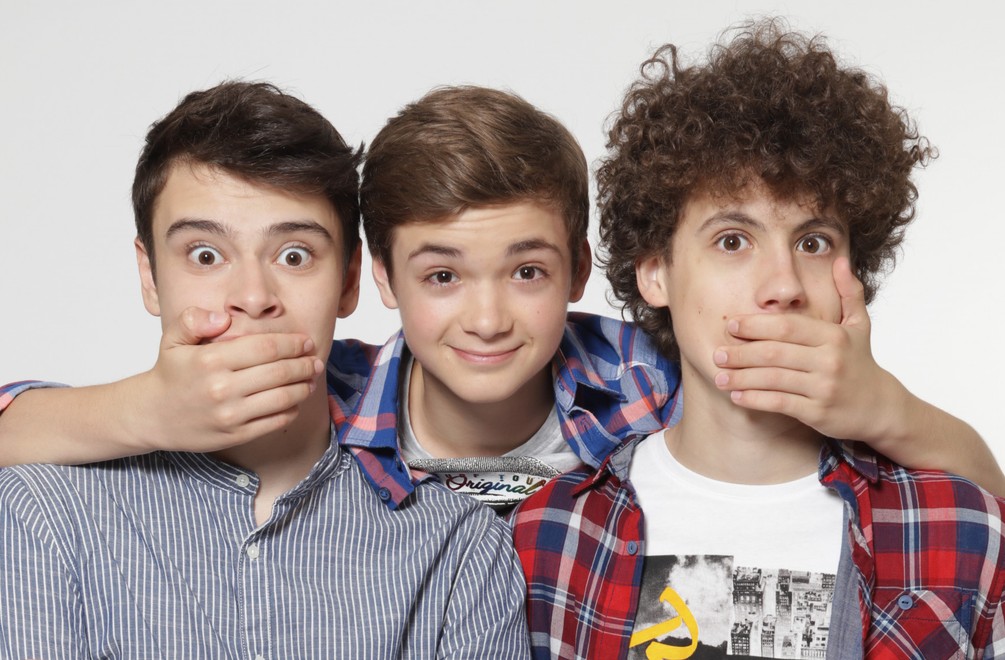 NAŠI sa vedia odviazať aj pri fotení: Bláznivé grimasy a neskrývaná radosť vás pobavia!