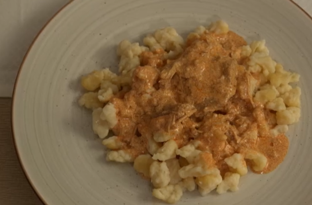 Hlavné jedlo : Tak čo? So smotanou či bez?