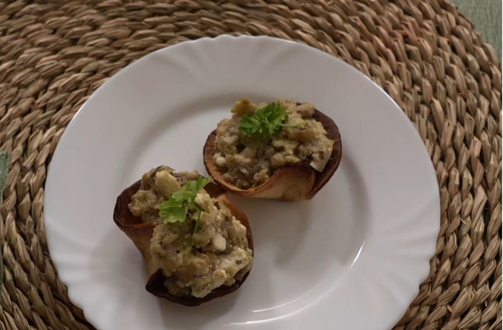 PREDJEDLO - Tortilové košíčky plnené grulovaným baklažánom a syrom