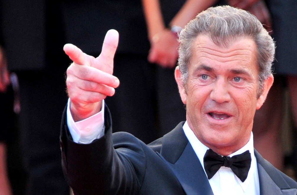 Prehraný súd a dom na predaj! Melovi Gibsonovi sa lepí smola na päty!