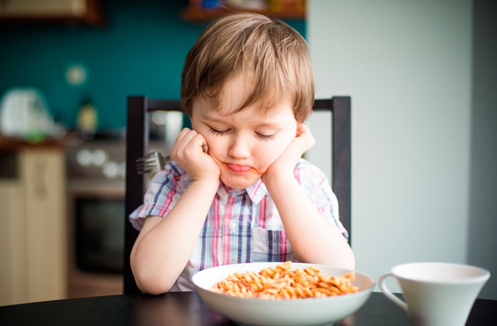 Moje dieťa ODMIETA jesť: Zdravotný problém alebo rozmar?