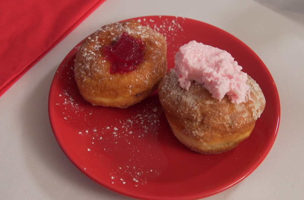 Dezert: Zo stromu nespadli, ale v jahodách sa kúpali