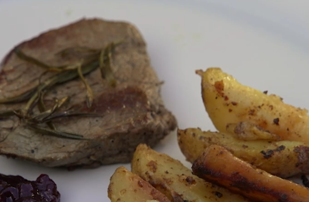 Hlavné jedlo: Z pastvy priamo do Kajalu