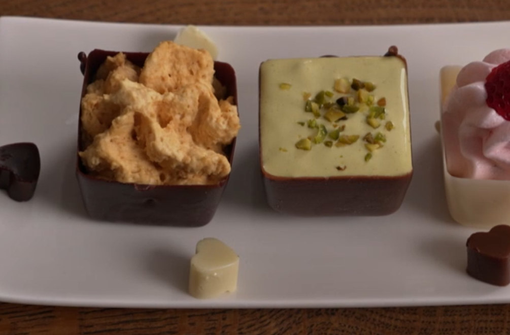 Dezert: S vložením cukru a farby