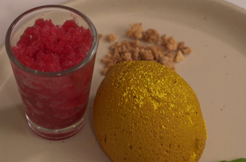 Dezert: Sladký orech v kyslom?