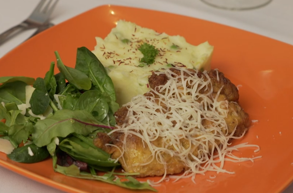 Hlavné jedlo: Krava hore kopytami