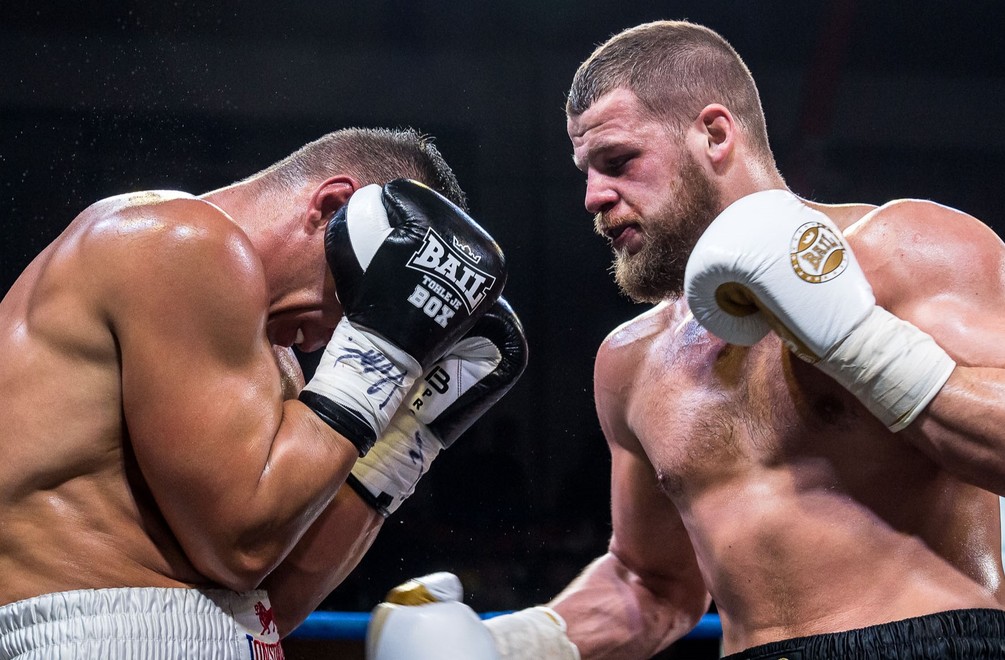 Boxerská elita mieri do Levíc: KCK 6 prinesie odvetu po rokoch, šampiónov aj hviezdnu show!
