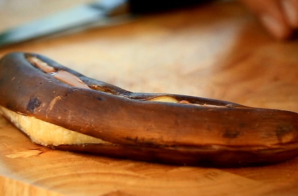 Dezert: Čo tak ugrilovať banány ?