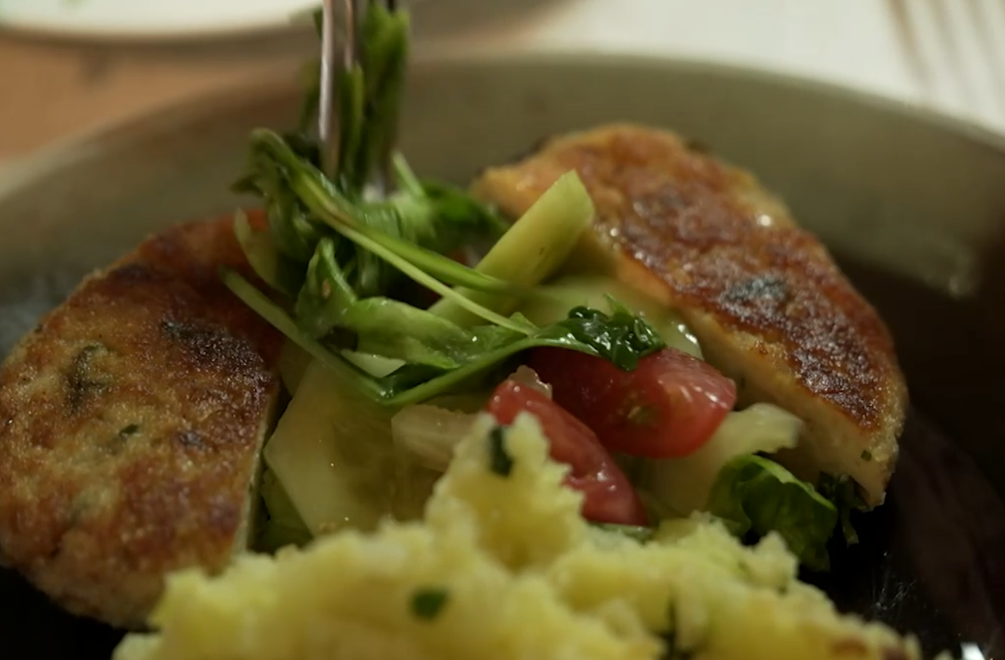 Hlavné jedlo: Mletô, pečetô